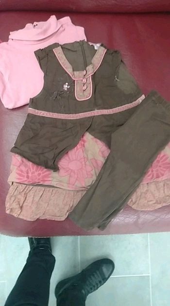 Ensemble robe a volant et  sous pull