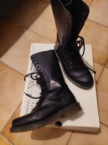 Dr. Martens 14 trous
