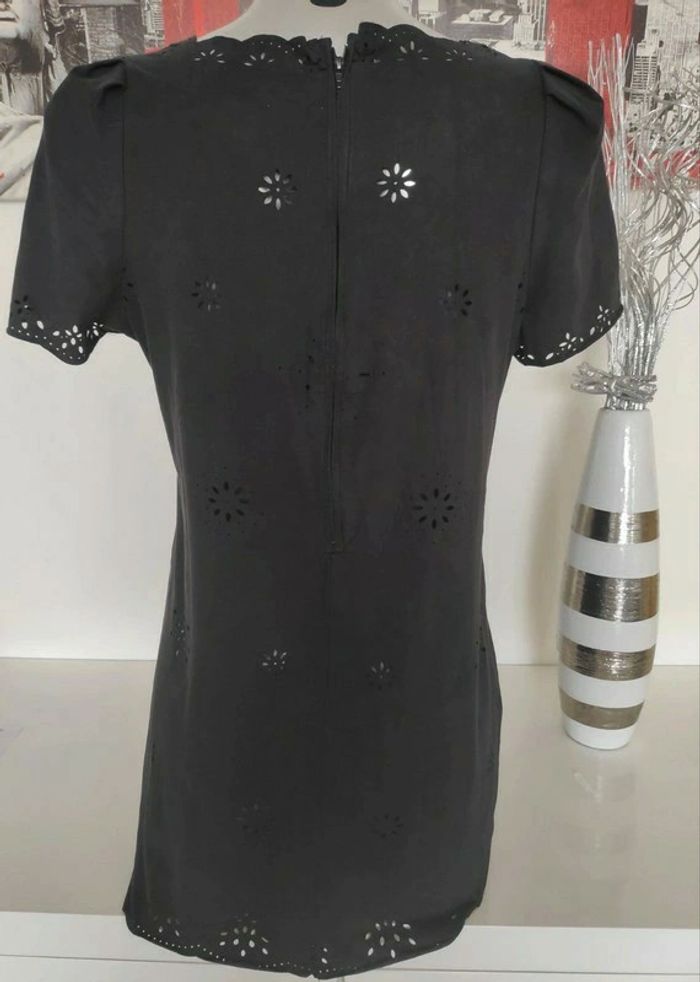 Robe noire taille M - photo numéro 3