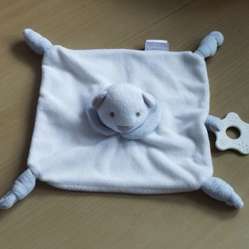 Doudou pour bébé avec anneau dentition