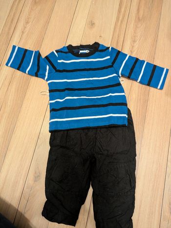 Tenue pantalon et tee shirt 