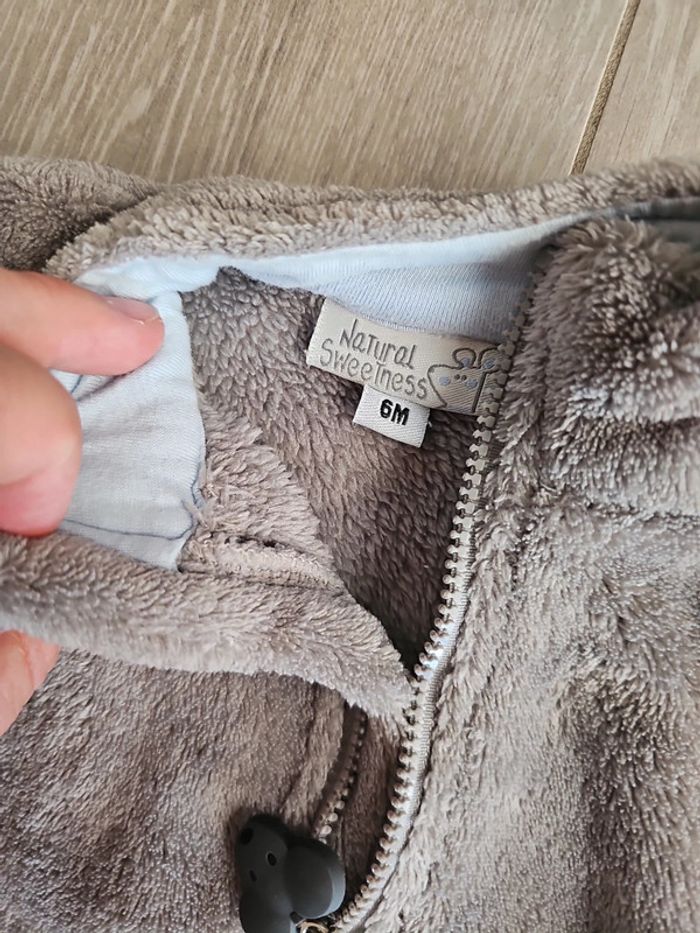 2 gilets zippé 6 mois - photo numéro 3