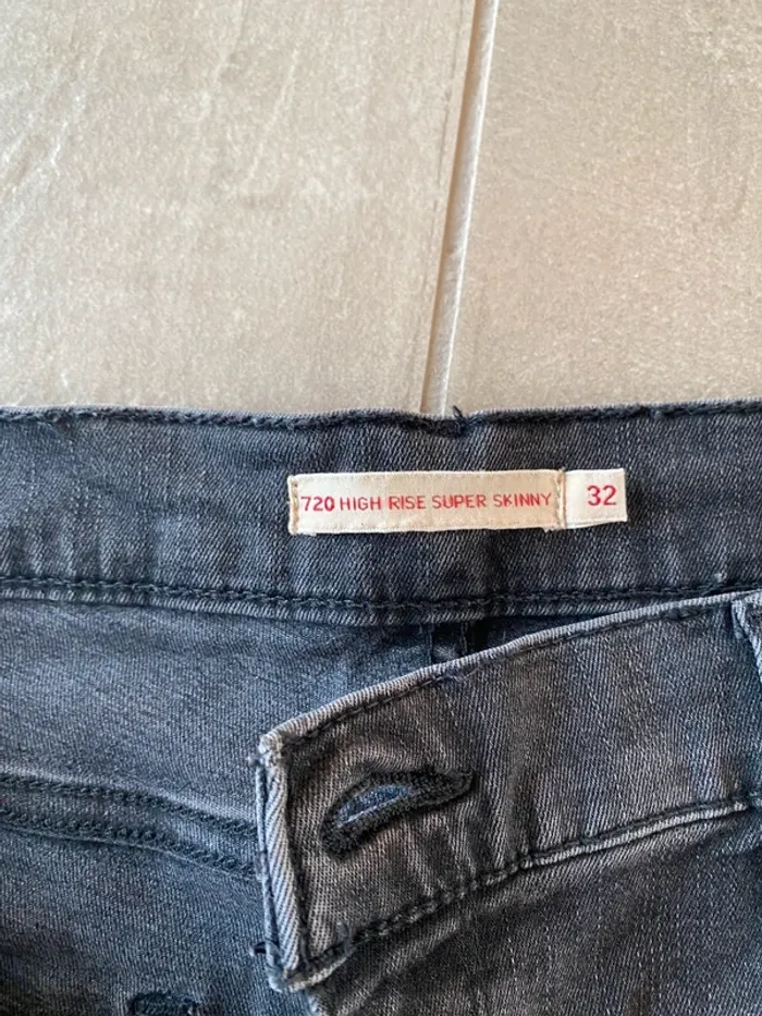 Jeans levis noir - photo numéro 3