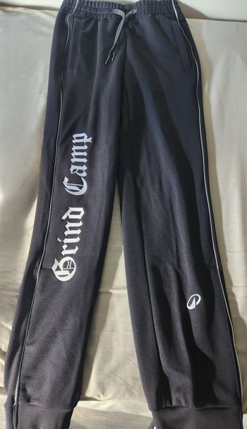 Lot de 2 pantalons de sport Grind Camp – Neufs avec étiquette – Taille S