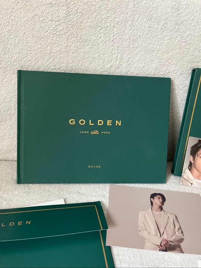 Album Golden Jungkook bts - photo numéro 6