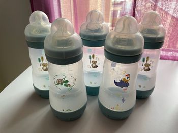 Lot biberons MAM