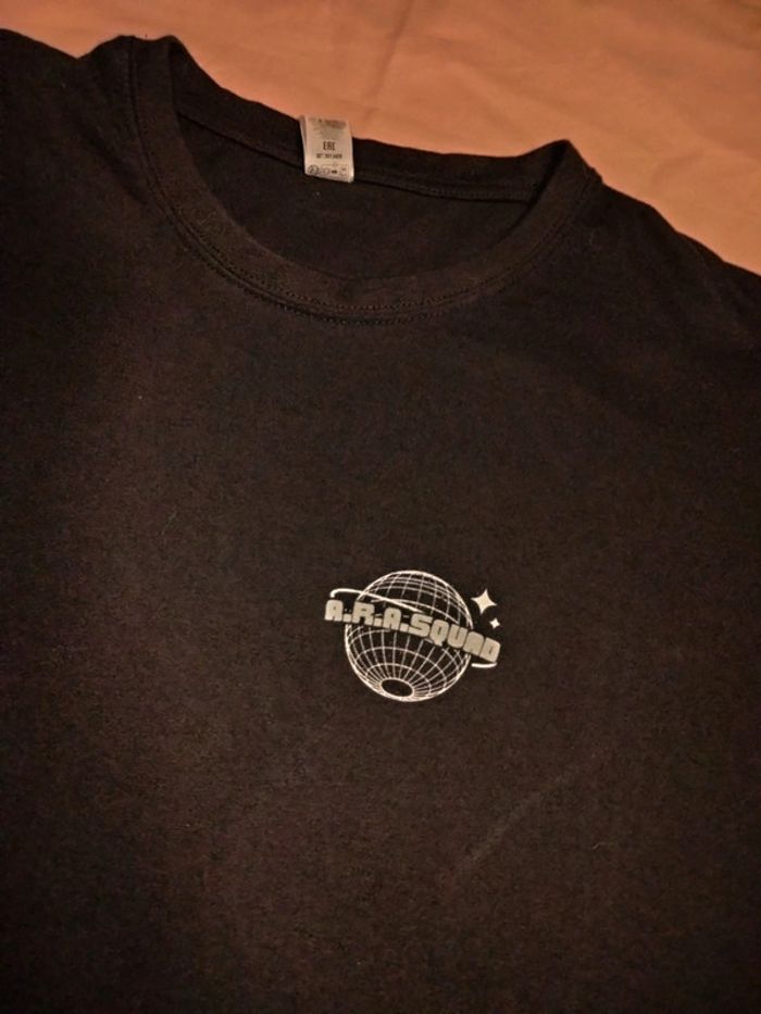 Tee shirt noir - photo numéro 2