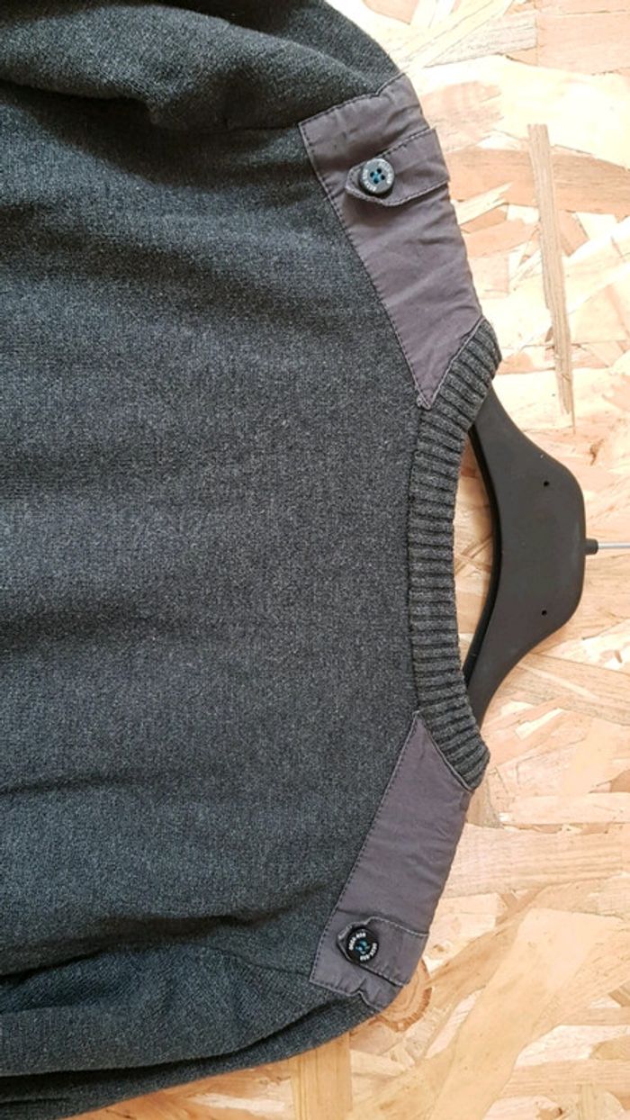 Pull gris foncé - photo numéro 4