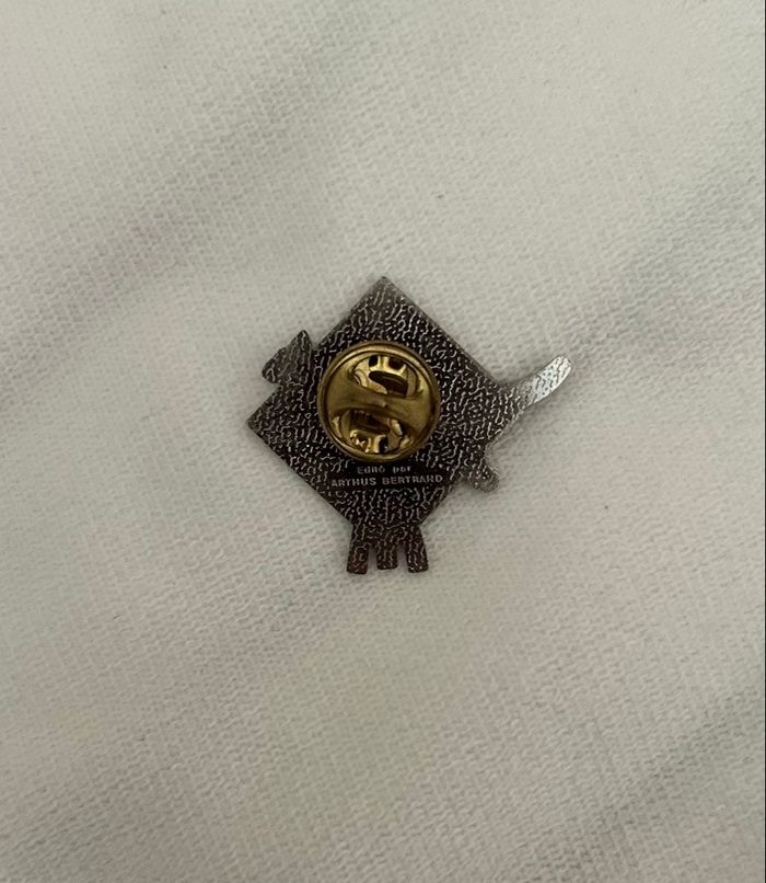 Pin’s McDonald’s Sydney - photo numéro 2