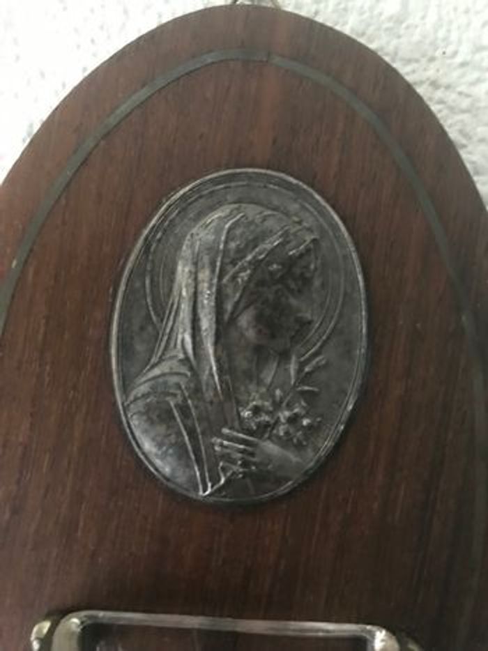 Bénitier mura, médaillon signé Rufonny - photo numéro 2