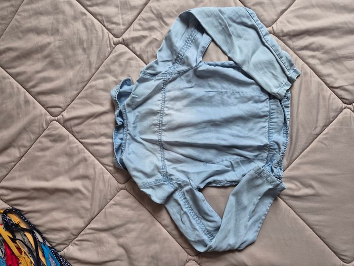 Veste bleu Matière d'jean souple Taille 36  Marque "Pimkie" - photo numéro 2