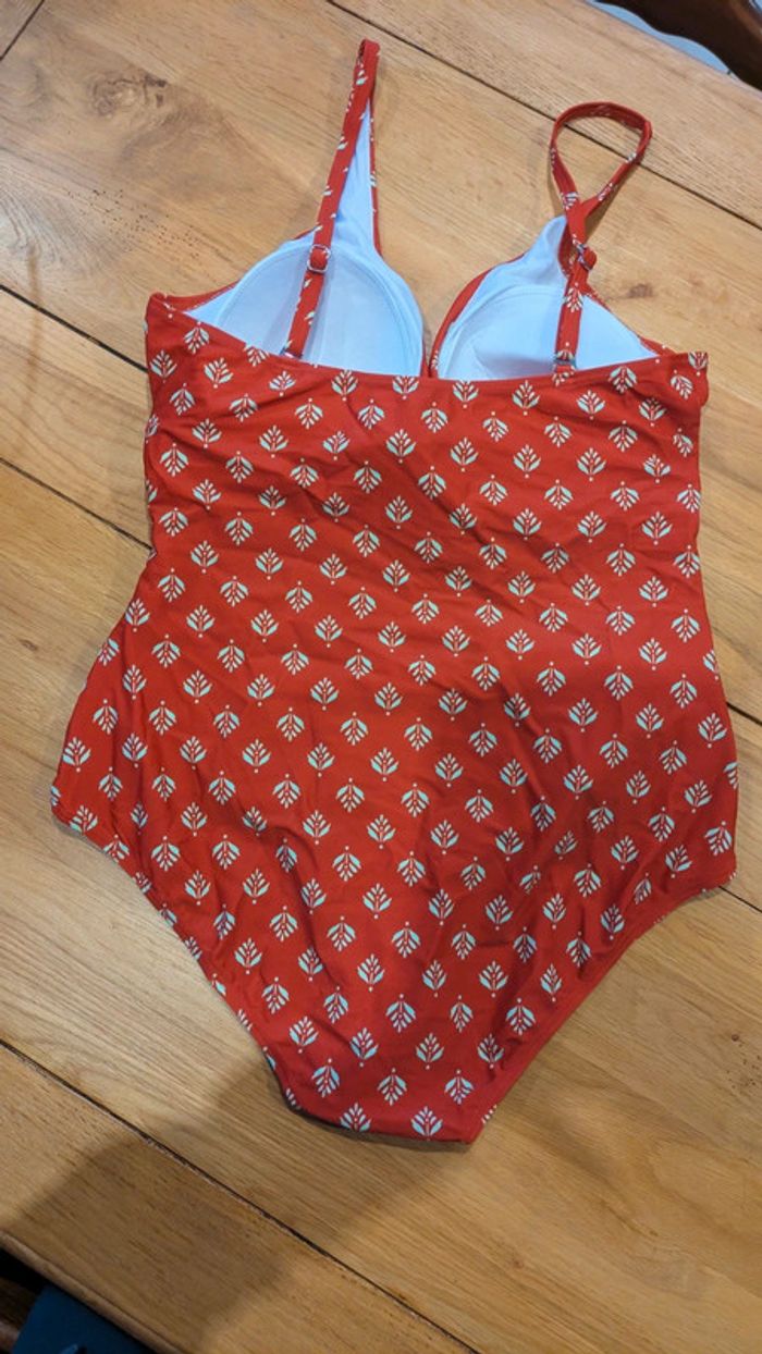 Maillot de bain femme 1 pièce taille XL jamais porté protection toujours en place - photo numéro 2