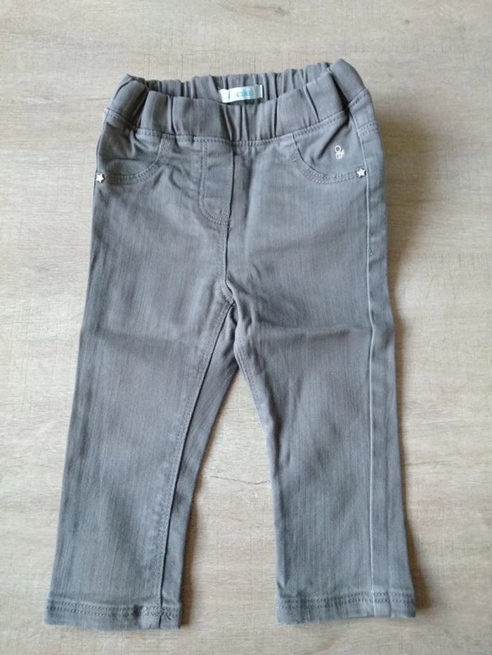 Pantalon obaibi, taille 18 mois, en très bon état