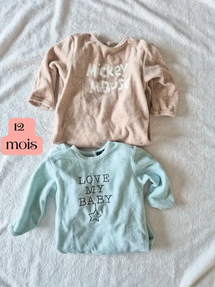 Lot 2 pyjamas 12 mois kiabi-disney