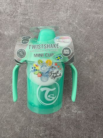 Biberon bec, twistshake mini cup