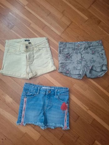 Lot 3 shorts 4 ans