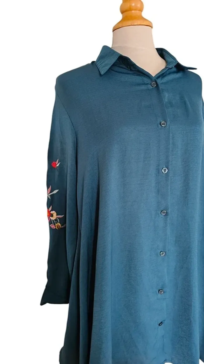 Autre haut et t-shirt Jubylee – S – Bleu – État : Excellent - photo numéro 2
