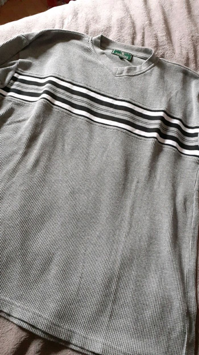 Pull gris - photo numéro 3