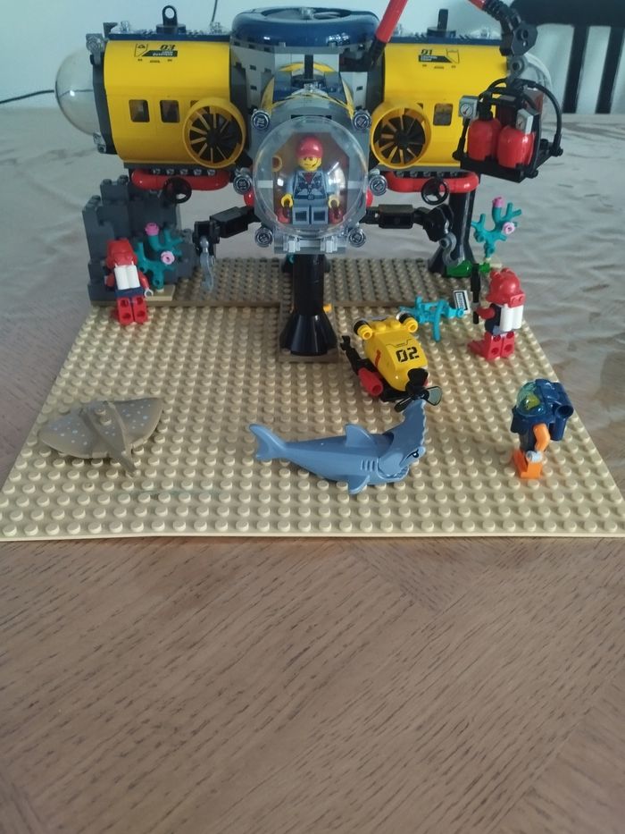 Lego base sous-marine + plaque - photo numéro 3