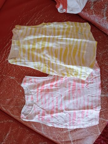 Tee shirt sans manche