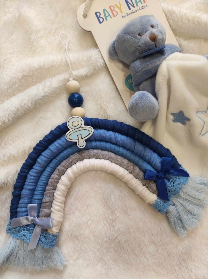 Arc en ciel en macramé et fil trapilho - photo numéro 2