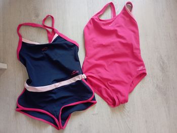 Lot de maillot de bain fille 8-9 ans