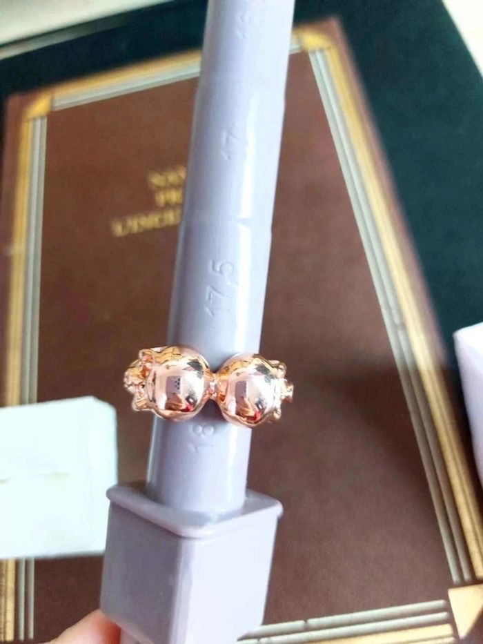 Magnifique bague neuve taille 55 couleur or rose. En acier inoxydable - photo numéro 7