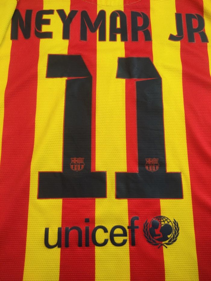 Maillot de foot Neymar FC Barcelone, Nike Authentique Officiel taille enfant 12/13 ans - photo numéro 17
