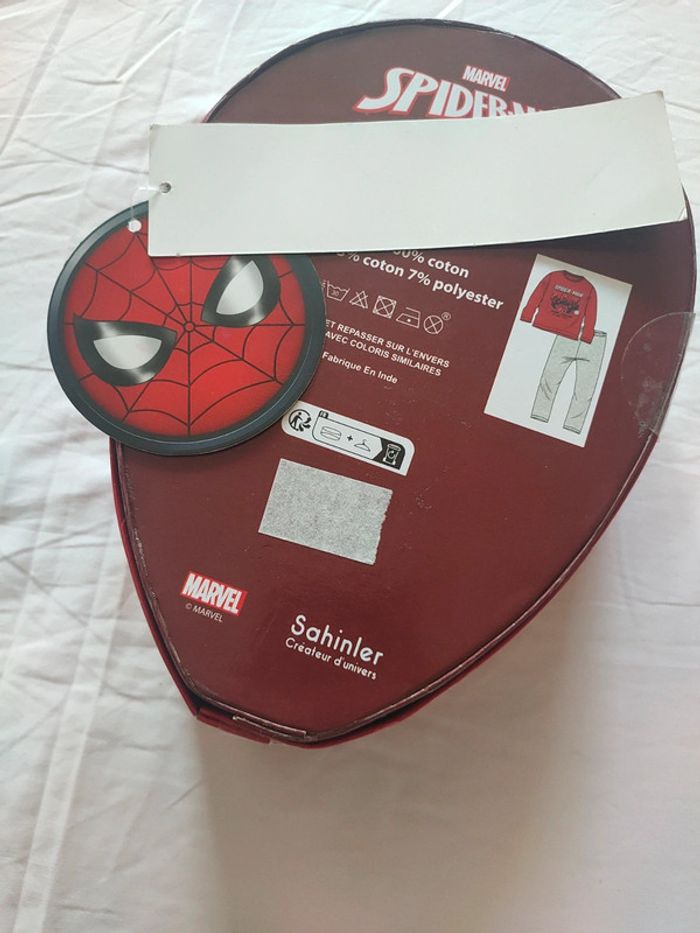 Pyjama spiderman Marvel 8 ans - photo numéro 5