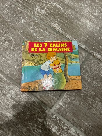 Livre les 7 Calins de la semaine Winnie l’ourson