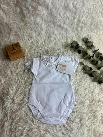 Body blanc à col Chicco taille 9 mois