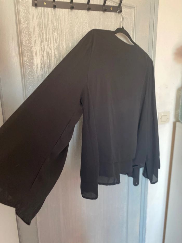 Blouse noir fin - photo numéro 3