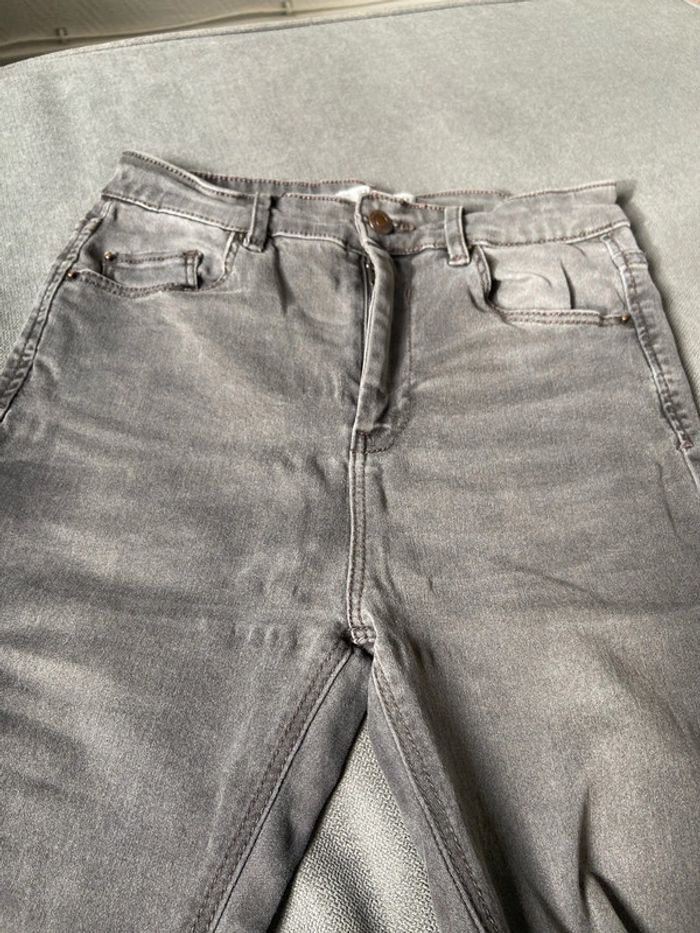 Jeans Pull & Bear gris - photo numéro 8
