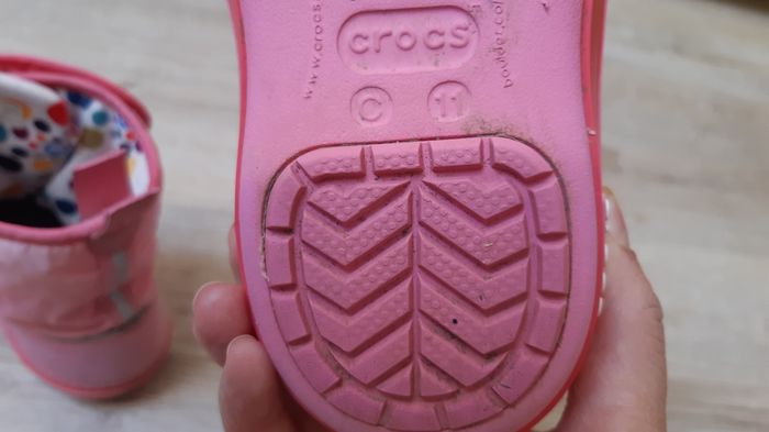 Bottes Crocs p.28-29 - photo numéro 7