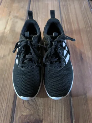 Adidas lite racer cnl T33