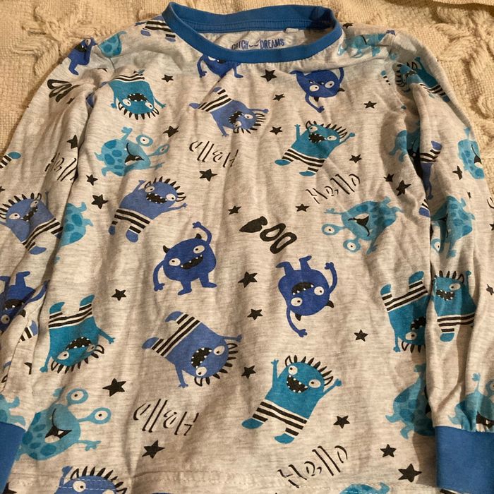Pyjama 7/8 ans - photo numéro 2