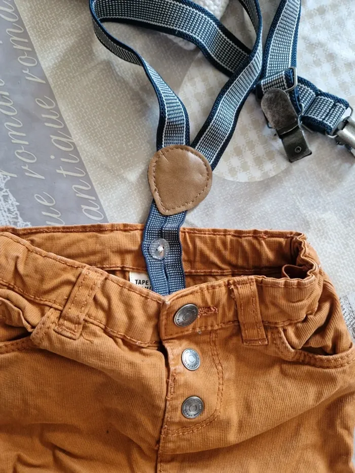 Pantalons 6 mois - photo numéro 5