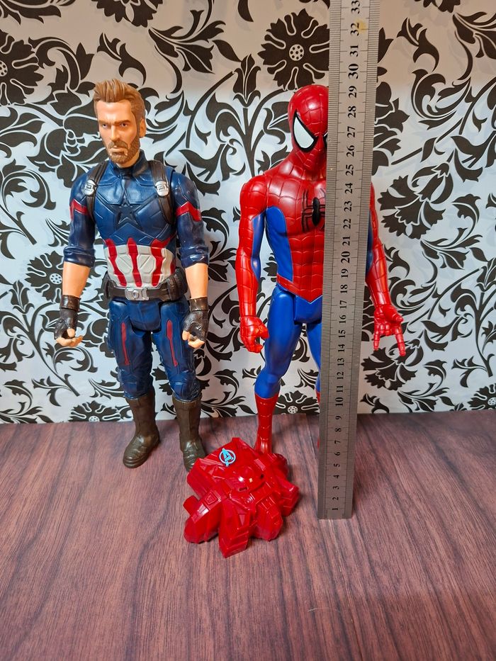 Lot de 2 figurines avengers titan hero series avec 1 boîtier captain america et spiderman 29 cm environ - photo numéro 2