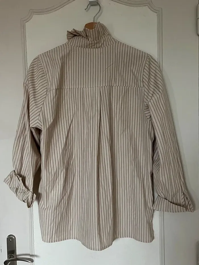 Blouse femme Atelier Évène – Écru à rayures – Col officier – Taille S/M – Neuve avec étiquette 🤍 - photo numéro 4