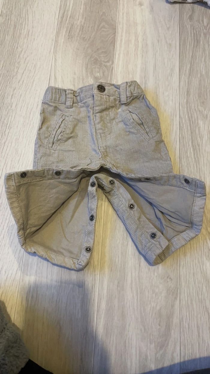 Pantalon 3 mois - photo numéro 3