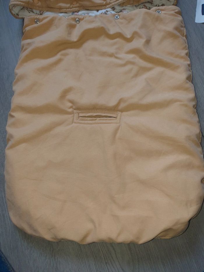 Combinaison pilote 12mois - photo numéro 3