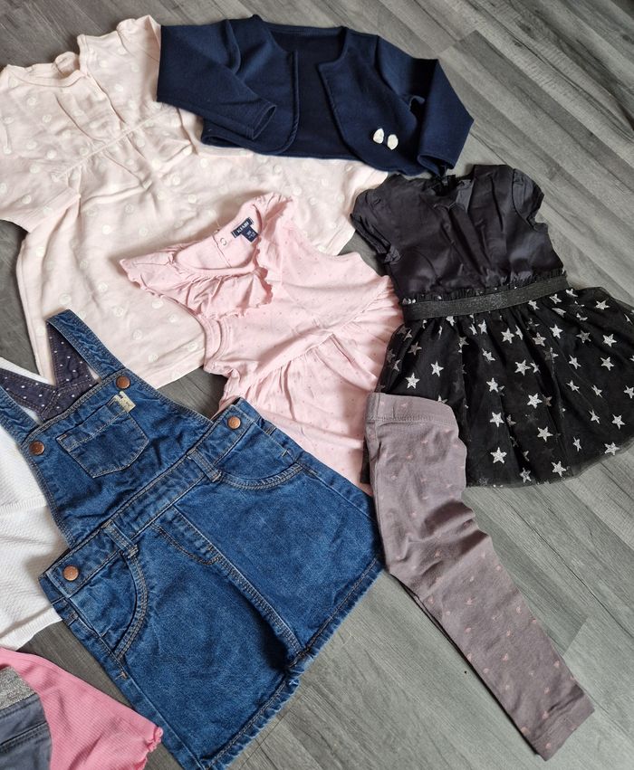 Lot de vêtements - photo numéro 3