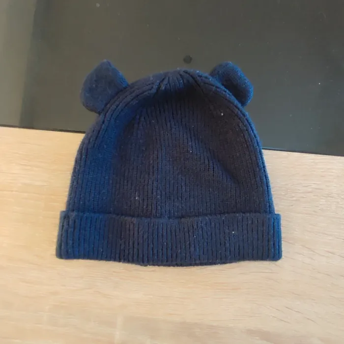 Bonnet isotoner 2/4 ans