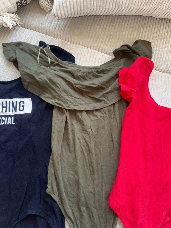 Lot body taille S/M - photo numéro 3