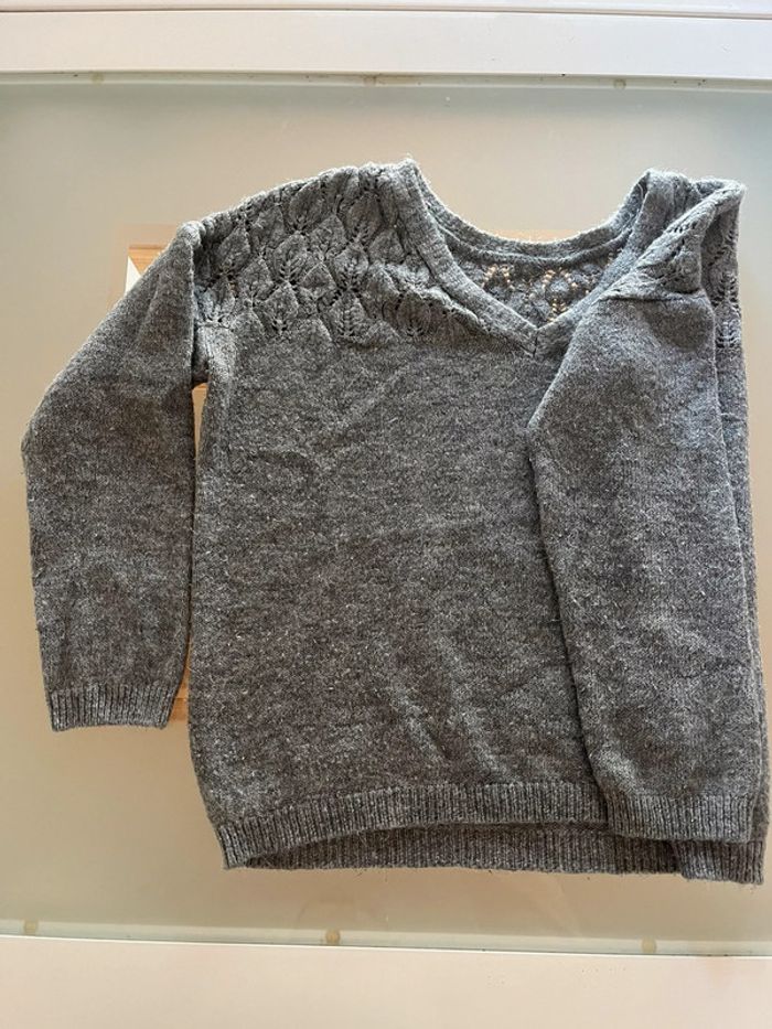 Pull gris