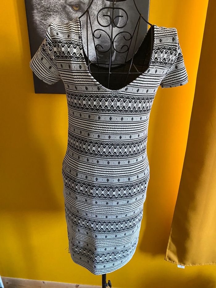 Robe moulante pimkie - photo numéro 2