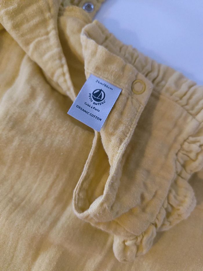 Robe légère en gaz de coton. 24 mois - photo numéro 2