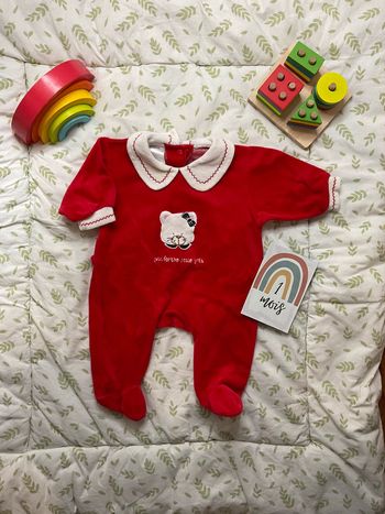 pyjama grenouillère en velours rouge et blanc 1 mois