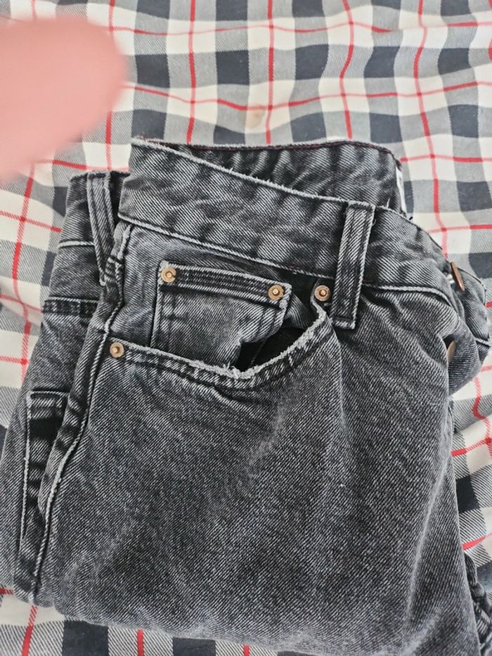 Jean bershka - photo numéro 7