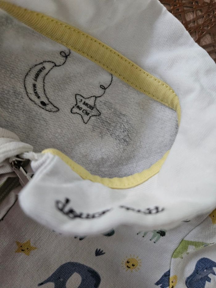 Pyjama - photo numéro 2